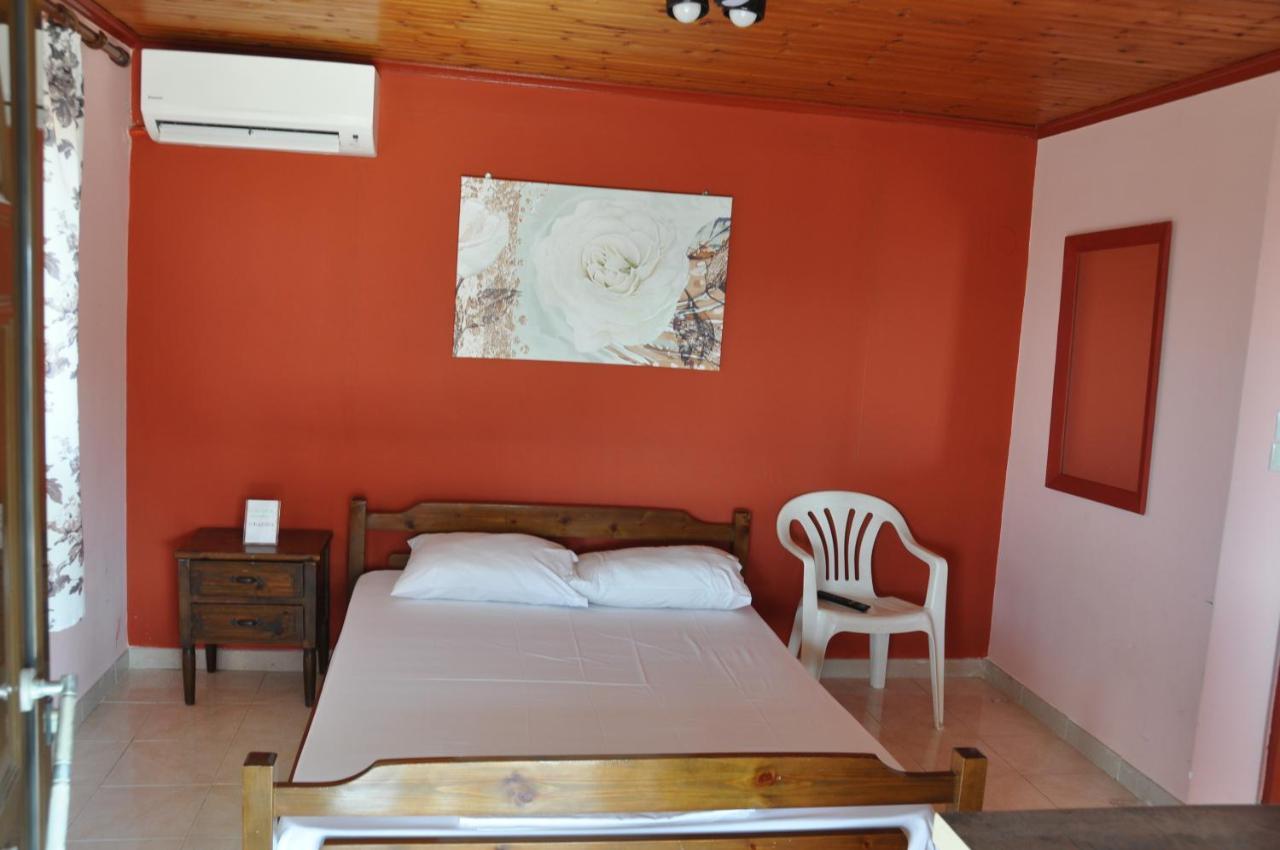 Villa Sofia Vrasná Extérieur photo