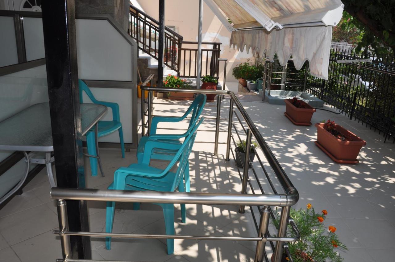 Villa Sofia Vrasná Extérieur photo